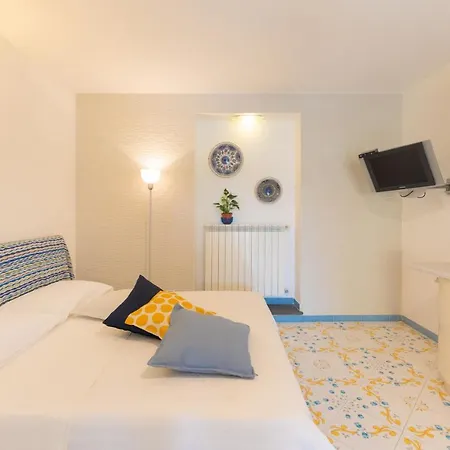 Il Poeta Aparthotel