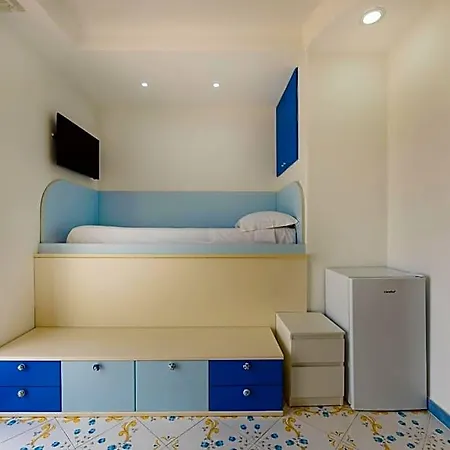 Il Poeta Aparthotel 4*
