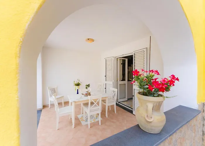 Il Poeta Aparthotel 4*