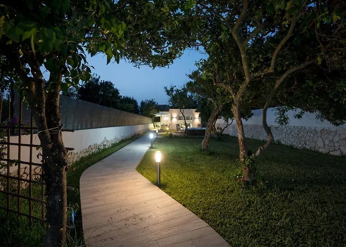 Il Poeta Aparthotel 4*